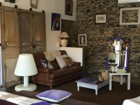 Loft Atypique Bed & Breakfast Villeneuve-de-Riviere Bagian luar foto